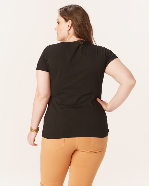 Blusa Básica Feminina Plus Size Decote Redondo Em Meia Malha