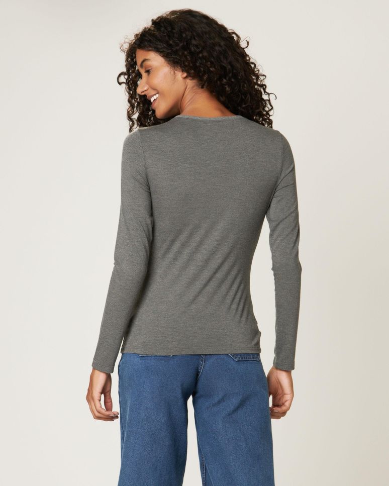 Blusa Básica Feminina Decote Redondo Em Viscose Stretch