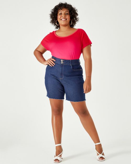 Bermuda Feminina Plus Size Abotoamento Duplo Em Jeans Com Elastano