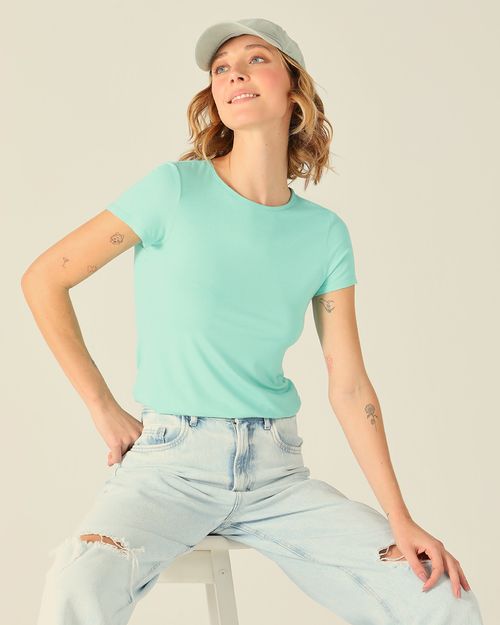 Blusa Básica Feminina Decote Redondo Em Viscose Stretch