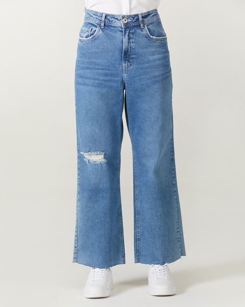 Calça Straight Feminina Em Jeans Com Elastano