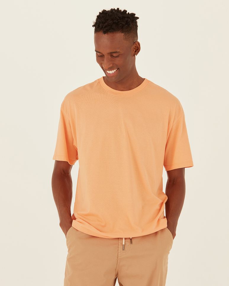 Camiseta Básica Masculina Box Com Decote Redondo Em Algodão