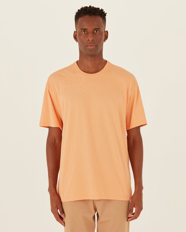 Camiseta Básica Masculina Box Com Decote Redondo Em Algodão