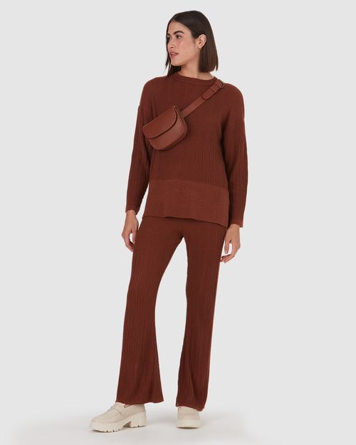 Calça Flare Feminina Em Tricô Canelado