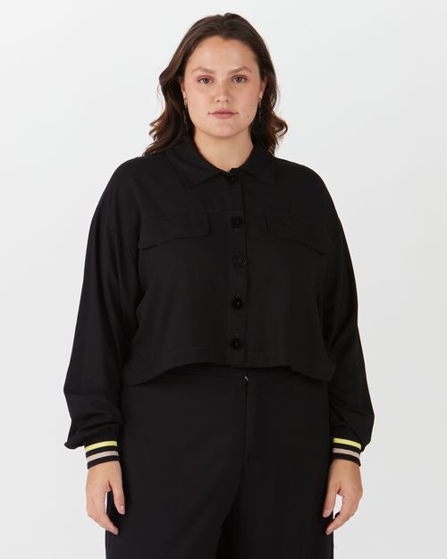 Camisa Feminina Plus Size Punho Retilínea Em Viscose