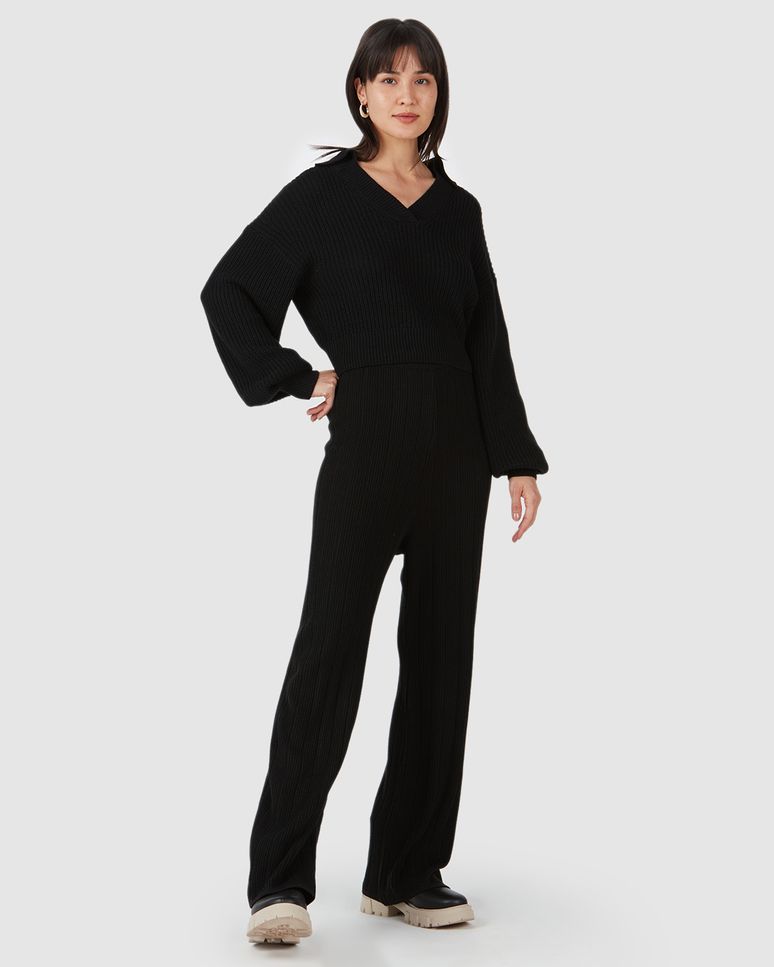 Calça Flare Feminina Em Tricô Canelado