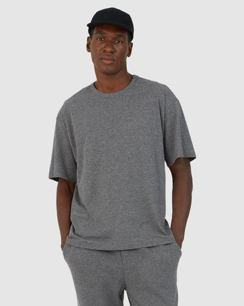 Camiseta Básica Masculina Box Com Decote Redondo Em Algodão