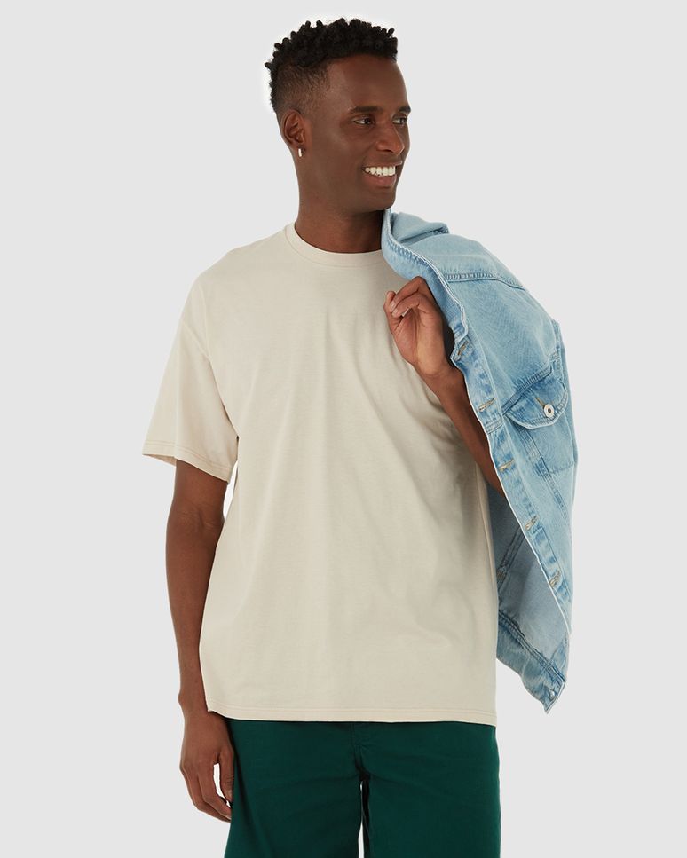 Camiseta Básica Masculina Box Com Decote Redondo Em Algodão