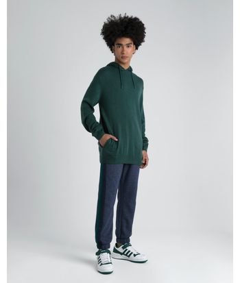 Blusão Masculino Com Capuz Em Tricô