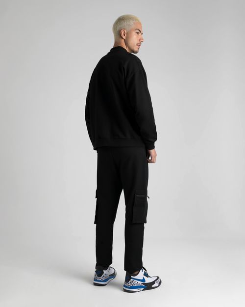 Calça Masculina Tapered Com Bolso Perna Em Moletom
