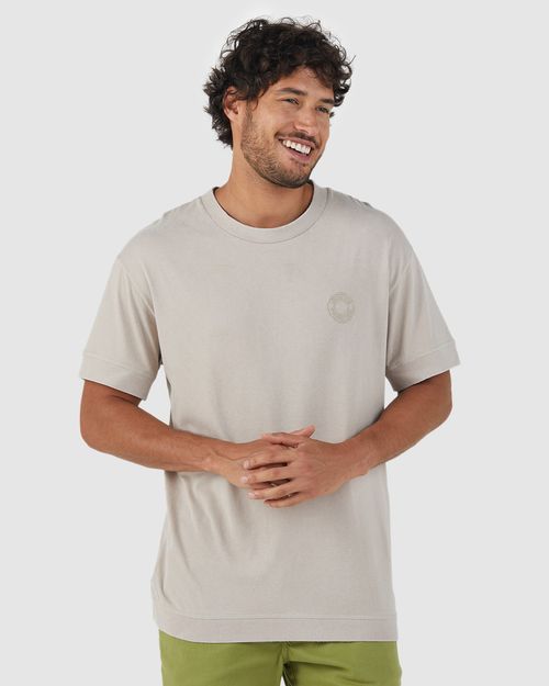 Camiseta Masculina Bordado Frontal Em Malha Com Lavandeira