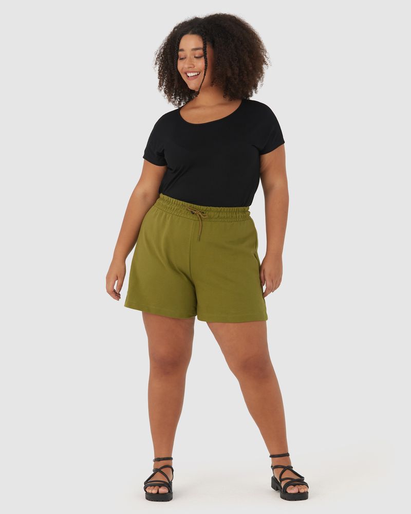 Shorts Feminino Plus Size Cáqui