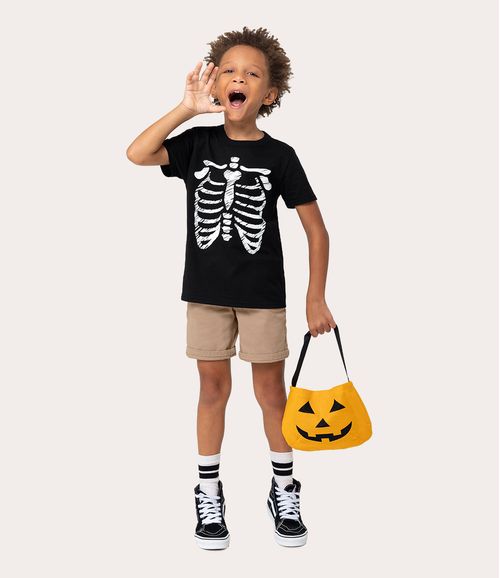 Camiseta Infantil Unissex Esqueleto Halloween Com Bolsa Temática Malwee Kids