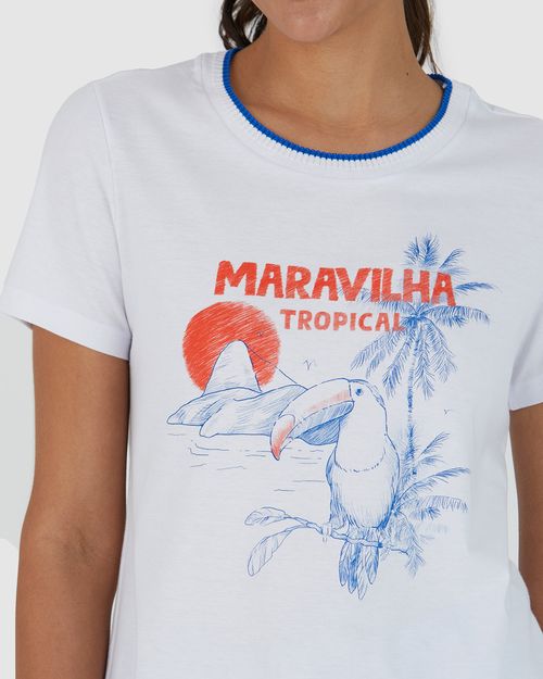 Camiseta Feminina Gola Retilínea Maravilha Tropical Em Algodão