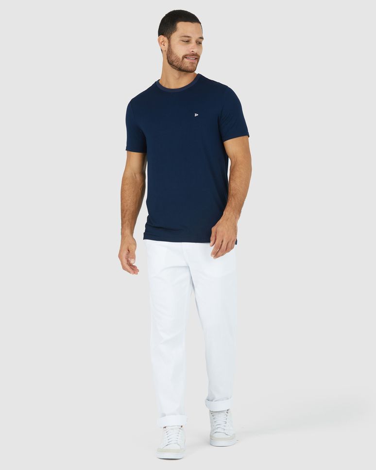 Camiseta Básica Masculina Bordado Frontal Em Viscose Stretch
