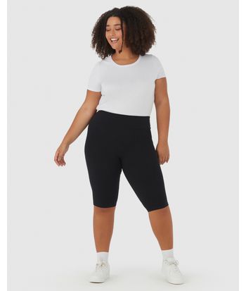 Bermuda Básica Feminina Plus Size Ciclista Em Supplex®