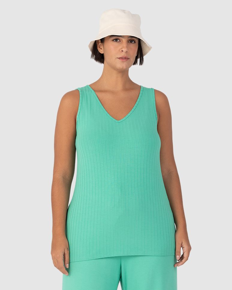 Regata Básica Feminina Plus Size Decote V Em Canelado De Viscose