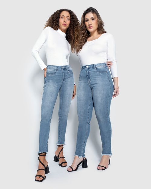 Calça Feminina Skinny Cropped Barra Desfiada Em Jeans Com Elastano - ENFIM