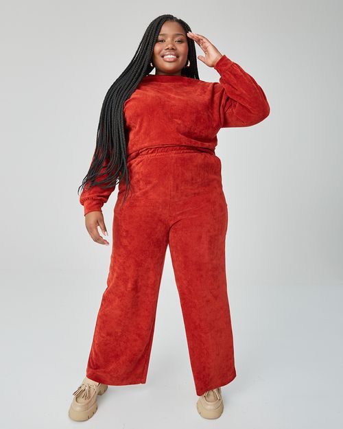 Calça Reta Feminina Plus Size Em Malha Plush Cotelê