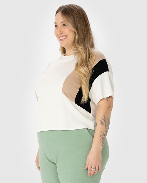 Blusa Feminina Plus Size Recortes Coloridos Em Malha Canelada De Viscose