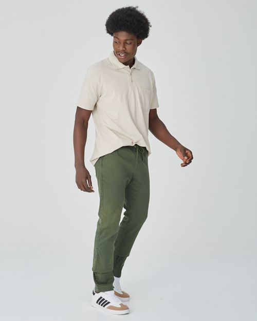 Calça Chino Masculina Cadarço Frontal Em Sarja Com Elastano
