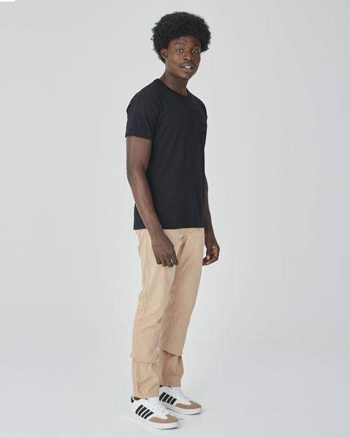 Calça Masculina Slim Cintura Média Em Sarja Com Elastano
