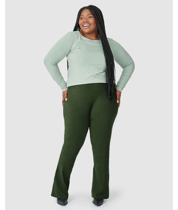Calça Básica Feminina Plus Size Flare Em Algodão