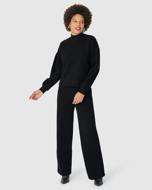 Calça Reta Feminina Bolso Frontal Em Moletom Premium