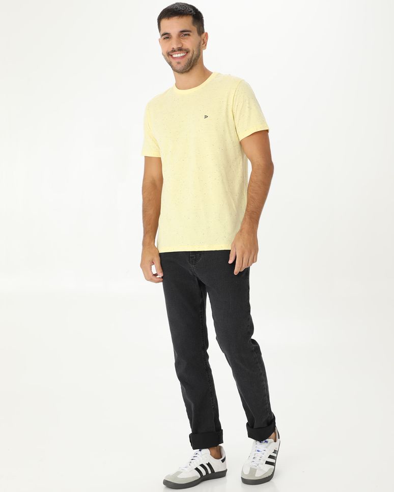 Camiseta Básica Masculina Slim Em Malha Botonê