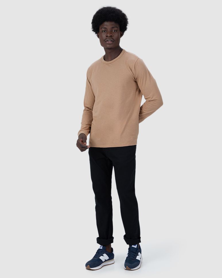 Camiseta Básica Masculina Punho Aplicado Em Algodão