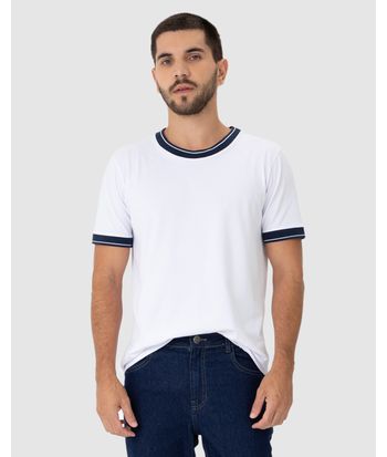 Camiseta Masculina Regular Gola Retilínea Em Piquet Stretch