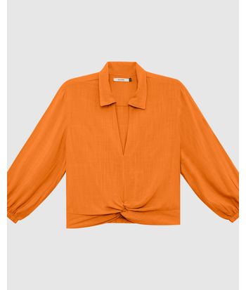 Camisa Feminina Com Torcido Frontal Em Viscose