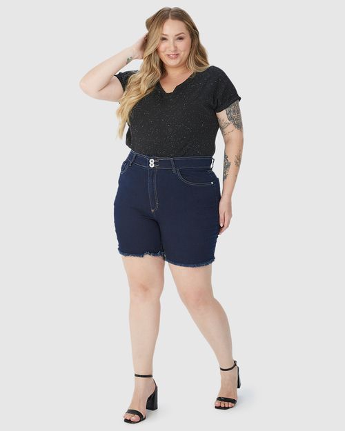 Bermuda Feminina Plus Size Comfort Barra Desfiada Em Jeans Com Elastano
