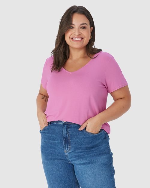 Blusa Básica Feminina Plus Size Barra Mullet Em Viscose Stretch