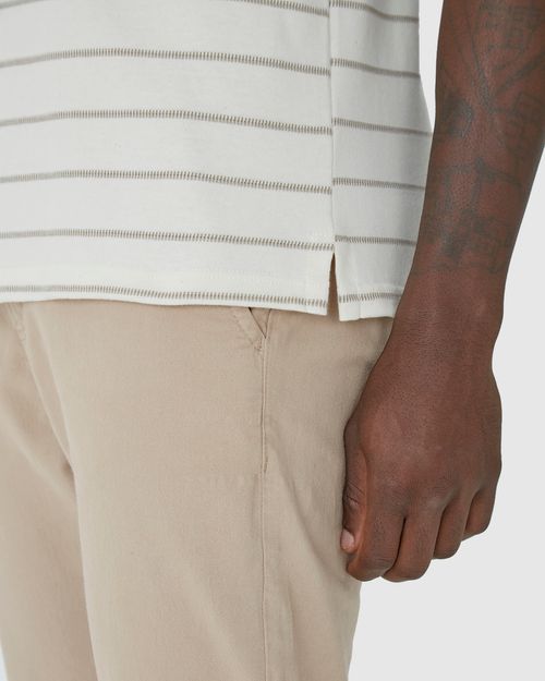 Camiseta Masculina Abertura Lateral Em Malha Listrada