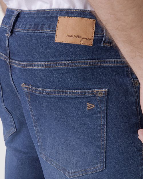 Calça Tradicional Masculina Em Jeans Com Elastano