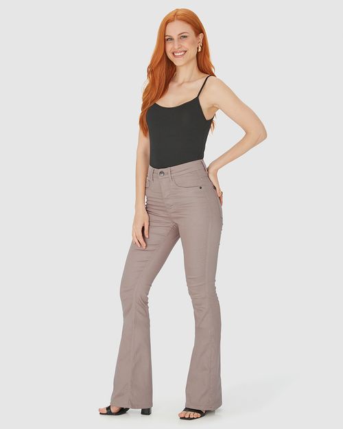 Calça Flare Feminina Cintura Alta Em Sarja Com Elastano