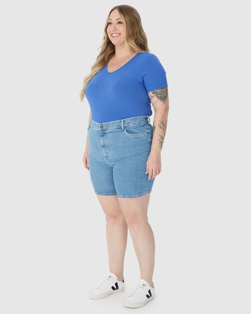 Bermuda Feminina Plus Size Cintura Média Em Jeans Com Elastano