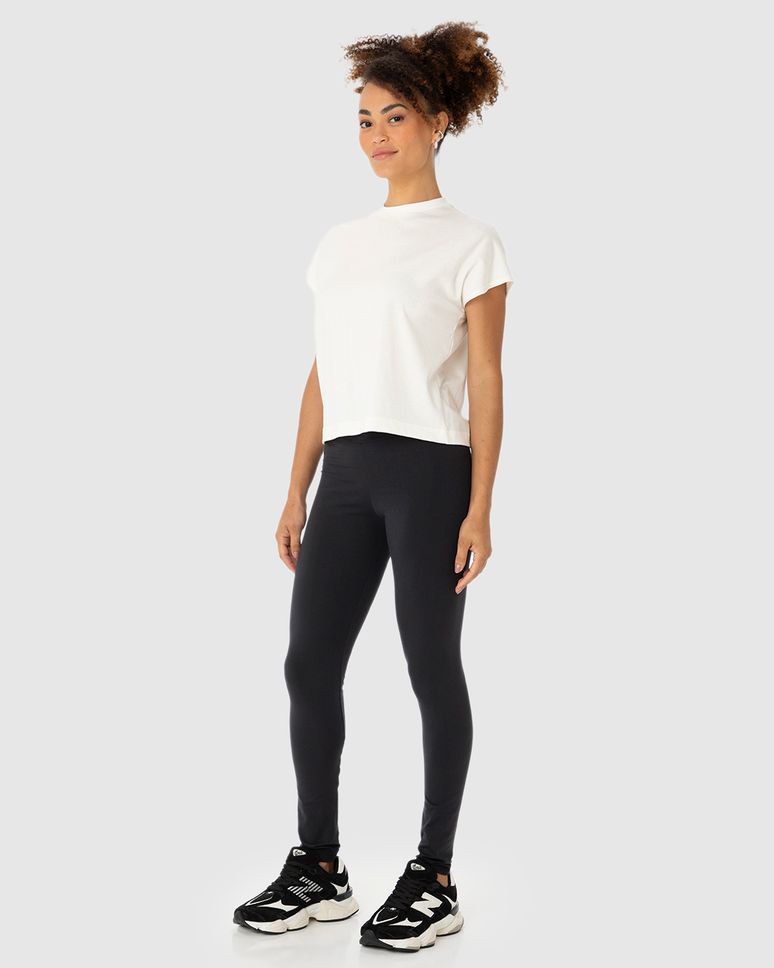 Calça Legging Básica Feminina Em Malha Supplex®