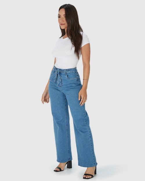 Calça Wide Leg Feminina Com Cinto Em Jeans Com Elastano