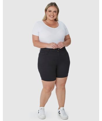 Bermuda Feminina Plus Size Comfort Cintura Média Em Sarja Com Elastano