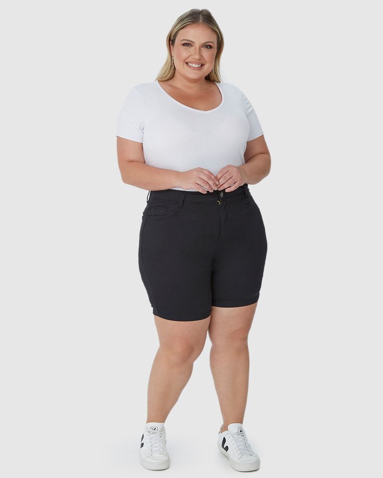 Bermuda Feminina Plus Size Comfort Cintura Média Em Sarja Com Elastano