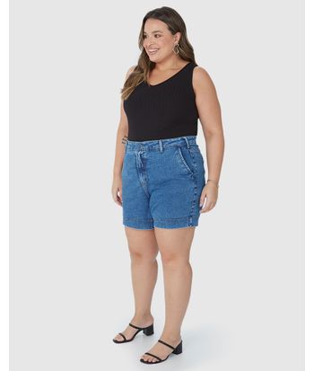 Bermuda Feminina Plus Size Mom Bolso Lateral Em Jeans Com Elastano