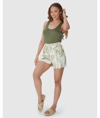 Shorts Reto Feminino Estampa Folhagem Em Viscolinho