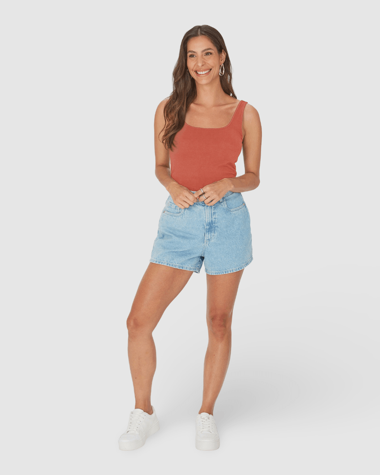 Regata Básica Feminina Alça Média Em Algodão