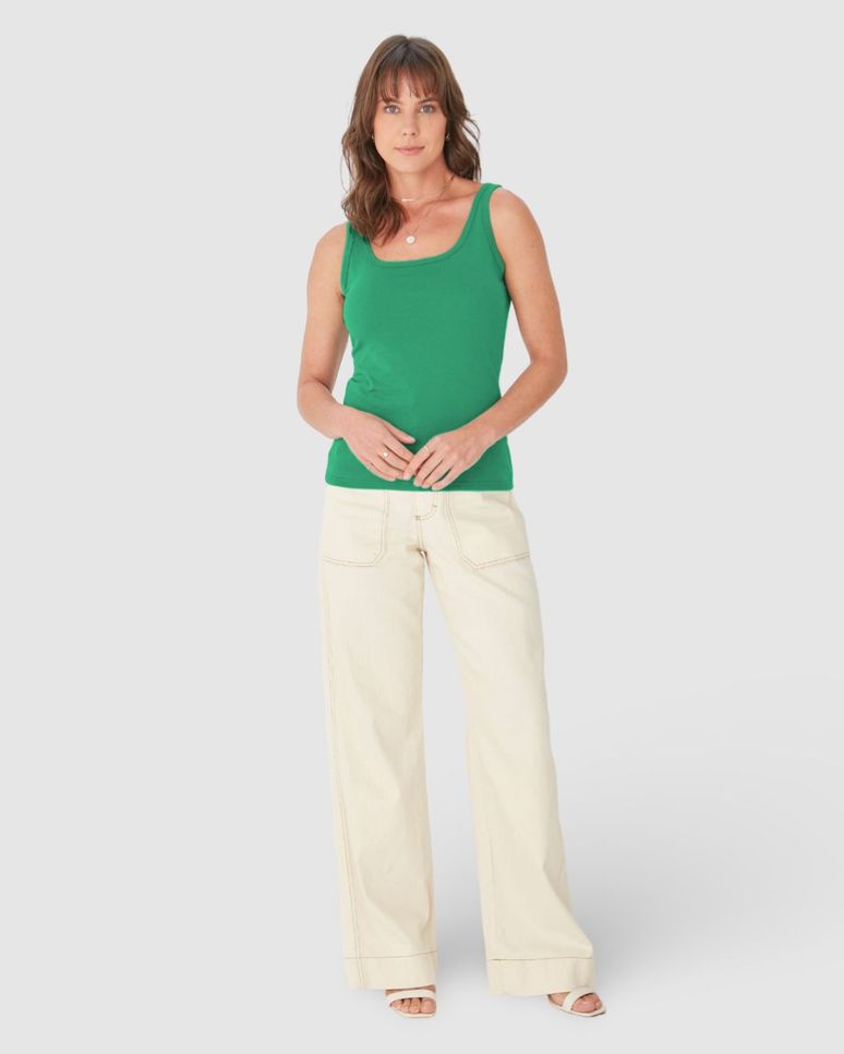 Regata Básica Feminina Decote U Em Algodão