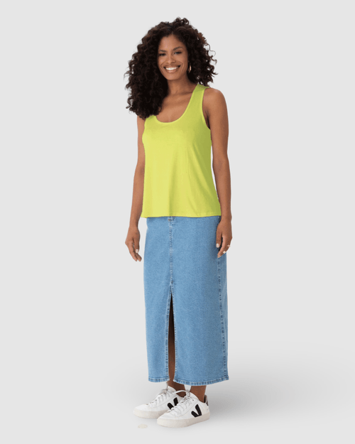 Regata Básica Feminina Decote U Em Viscose Stretch