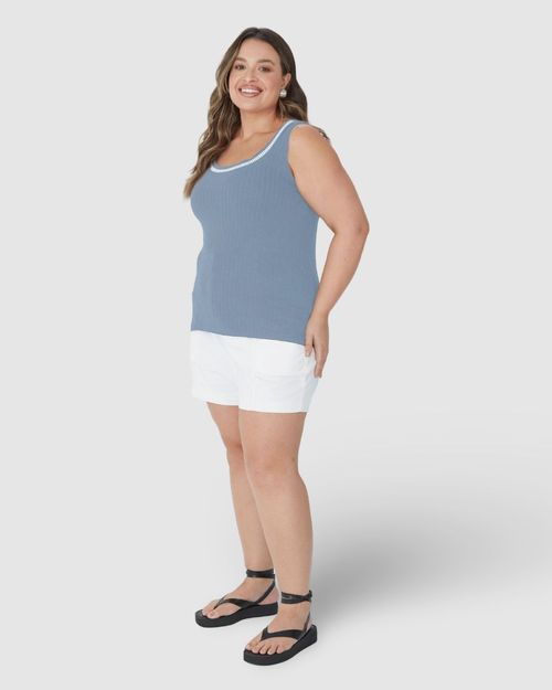 Regata Básica Feminina Plus Size Decote Retilínea Em Malha Viscose Canelada
