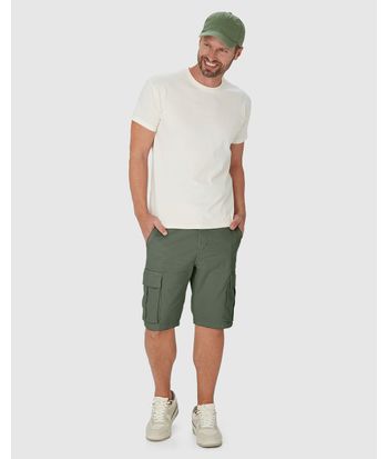 Bermuda Cargo Masculina Cintura Média Em Sarja Com Elastano