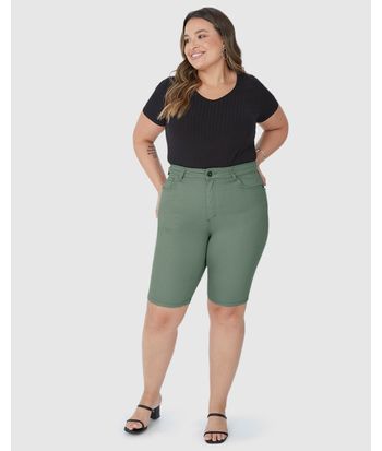Bermuda Feminina Plus Size Ciclista Em Flex Jeans